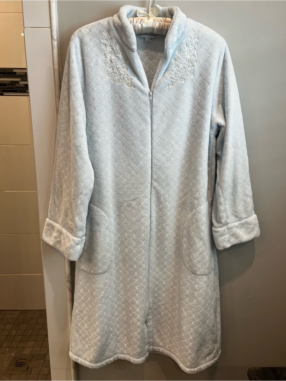 Miss Elaine  Zip Robe